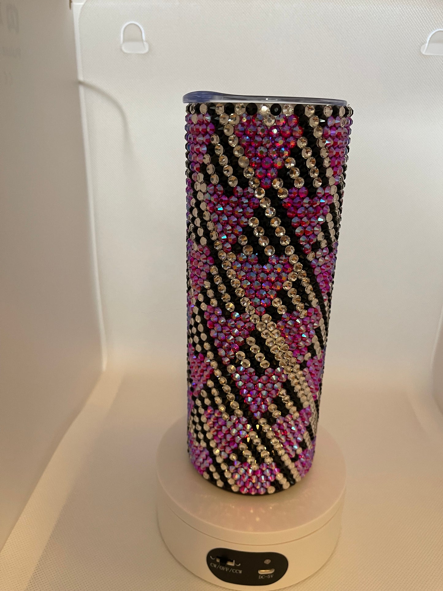 20oz Rhinestone Tumbler with a Hearts and Stripes print